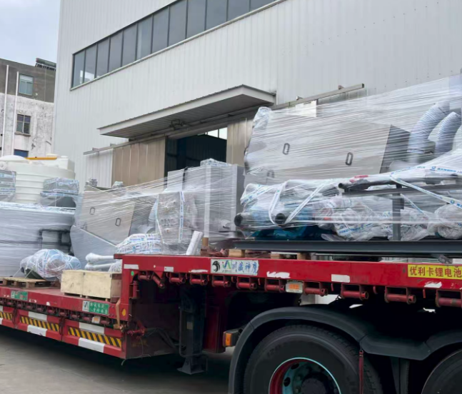 Qingben Environmental livrează cu succes un rezervor de dozare a substanțelor chimice PE pentru proiectul de deshidratare a nămolului din presa cu șurub către Meishan, Sichuan